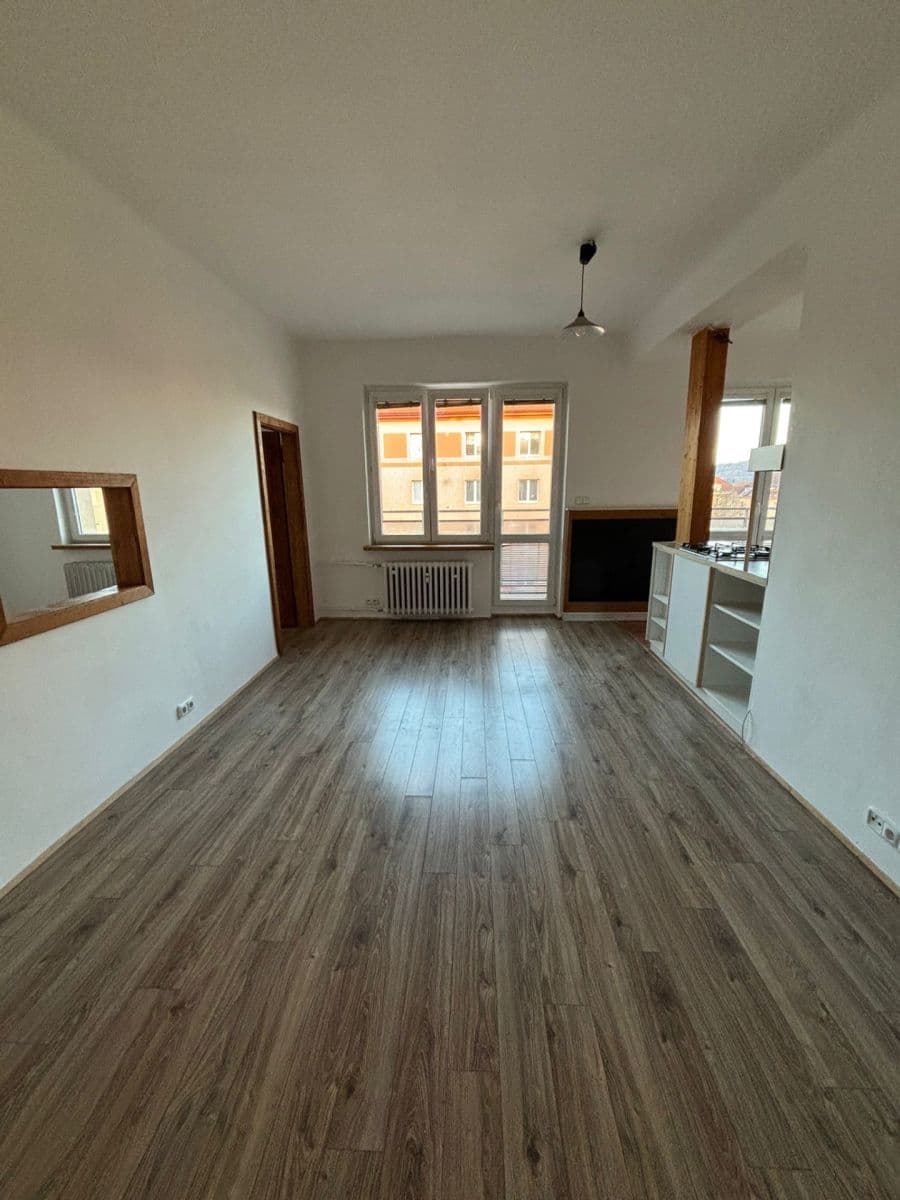 Prenájom bytu 2-izbový 50 m², K. H. Máchy, Příbram, Středočeský kraj Prenájom bytu 2-izbový 50 m², K. H. Máchy, Příbram, Středočeský kraj