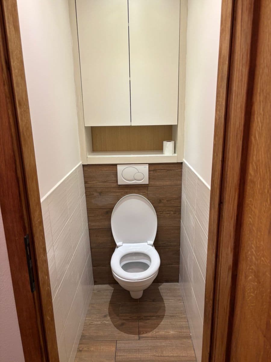 Prenájom bytu 2-izbový 50 m², K. H. Máchy, Příbram, Středočeský kraj Prenájom bytu 2-izbový 50 m², K. H. Máchy, Příbram, Středočeský kraj