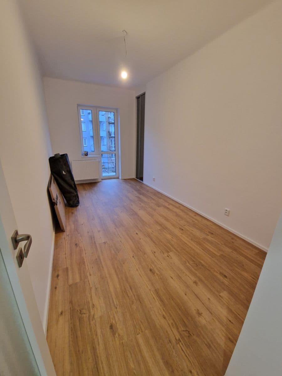 Prenájom bytu 2-izbový 45 m², Na Mlejnku, Praha, Praha Prenájom bytu 2-izbový 45 m², Na Mlejnku, Praha, Praha
