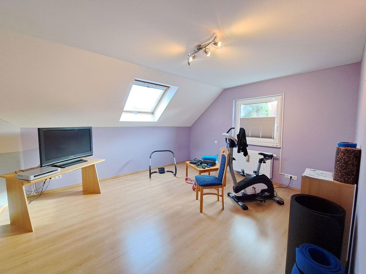 Predaj domu 126 m², pozemek 726 m², Keltenweg 2, Osburg, Porýnie-Falcko Predaj domu 126 m², pozemek 726 m², Keltenweg 2, Osburg, Porýnie-Falcko