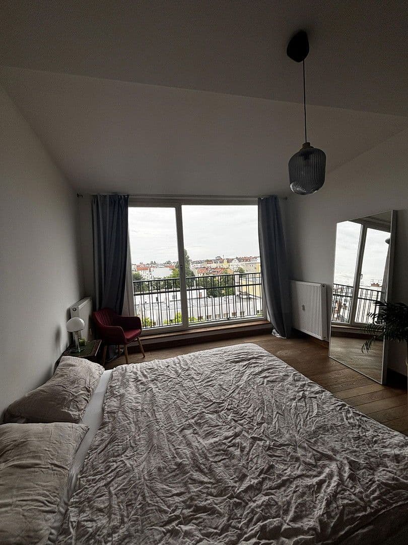 Prenájom bytu 3-izbový 135 m², Badstr. 61, Berlin, Berlín Prenájom bytu 3-izbový 135 m², Badstr. 61, Berlin, Berlín