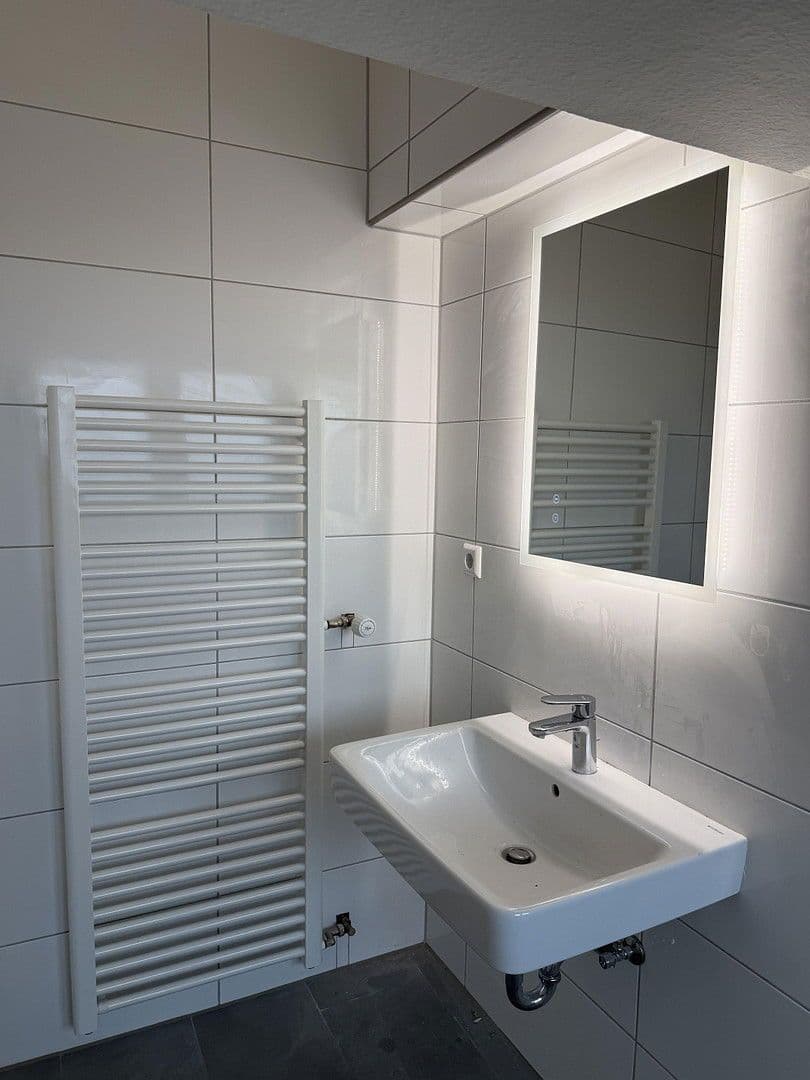 Prenájom bytu 2-izbový 85 m², Gartenstraße 30, Ludwigshafen am Rhein, Porýnie-Falcko Prenájom bytu 2-izbový 85 m², Gartenstraße 30, Ludwigshafen am Rhein, Porýnie-Falcko