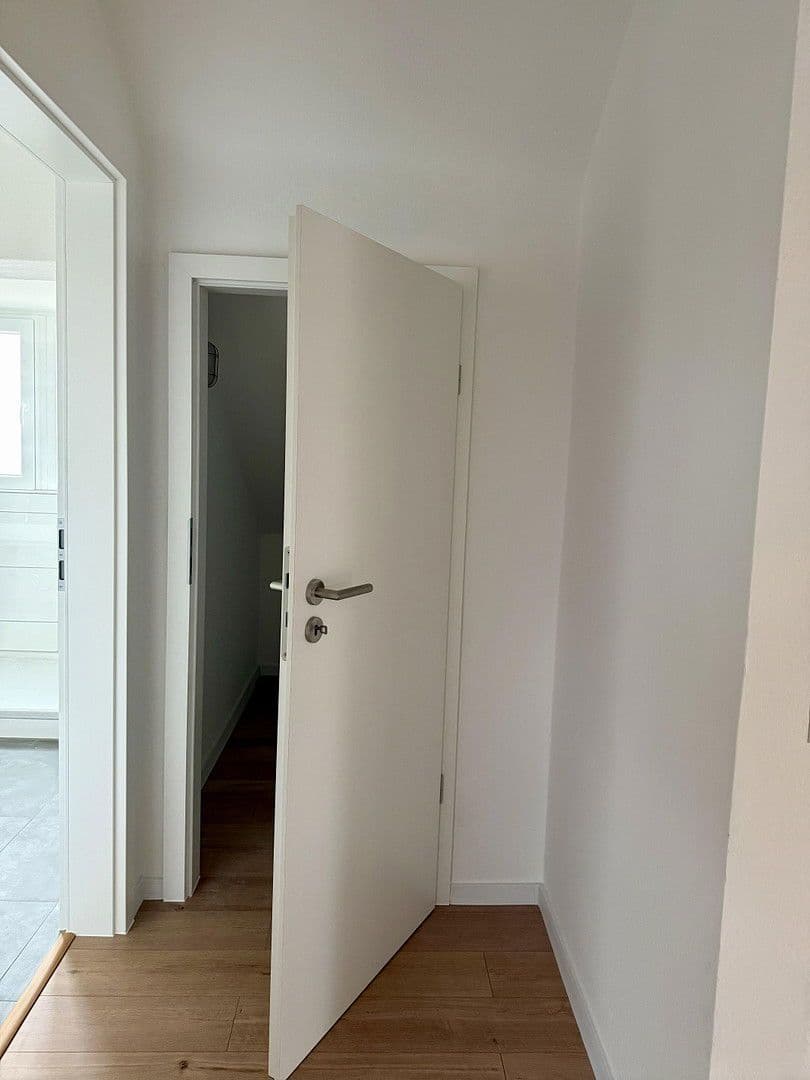 Prenájom bytu 2-izbový 85 m², Gartenstraße 30, Ludwigshafen am Rhein, Porýnie-Falcko Prenájom bytu 2-izbový 85 m², Gartenstraße 30, Ludwigshafen am Rhein, Porýnie-Falcko
