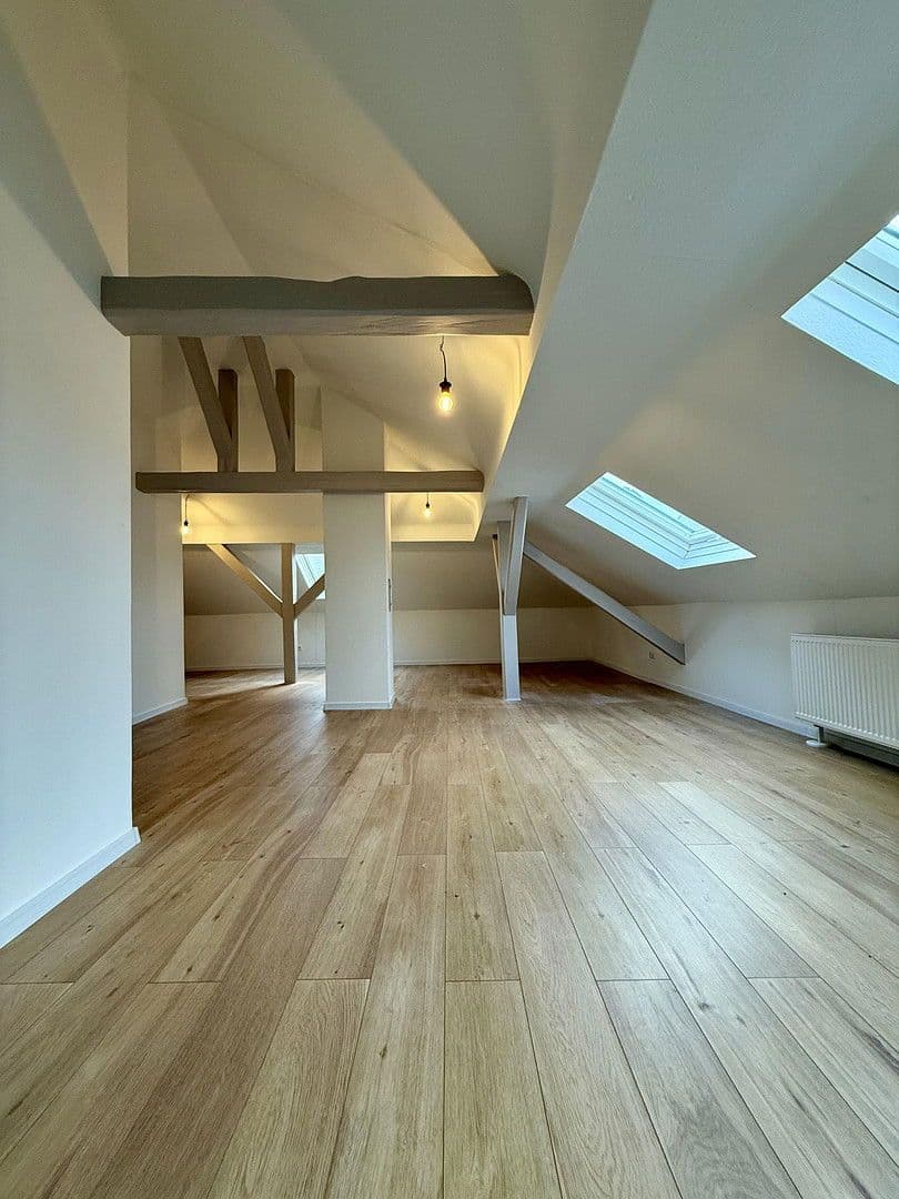 Prenájom bytu 2-izbový 85 m², Gartenstraße 30, Ludwigshafen am Rhein, Porýnie-Falcko Prenájom bytu 2-izbový 85 m², Gartenstraße 30, Ludwigshafen am Rhein, Porýnie-Falcko