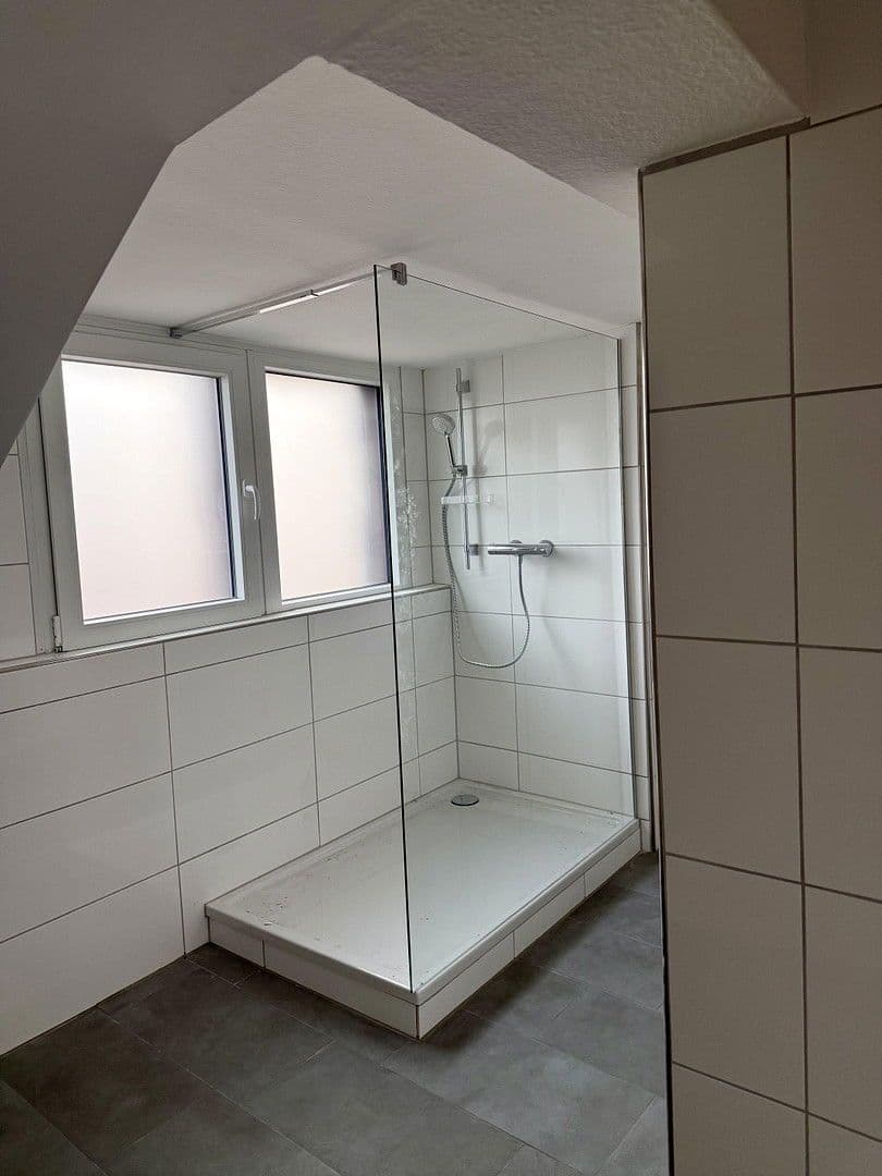 Prenájom bytu 2-izbový 85 m², Gartenstraße 30, Ludwigshafen am Rhein, Porýnie-Falcko Prenájom bytu 2-izbový 85 m², Gartenstraße 30, Ludwigshafen am Rhein, Porýnie-Falcko