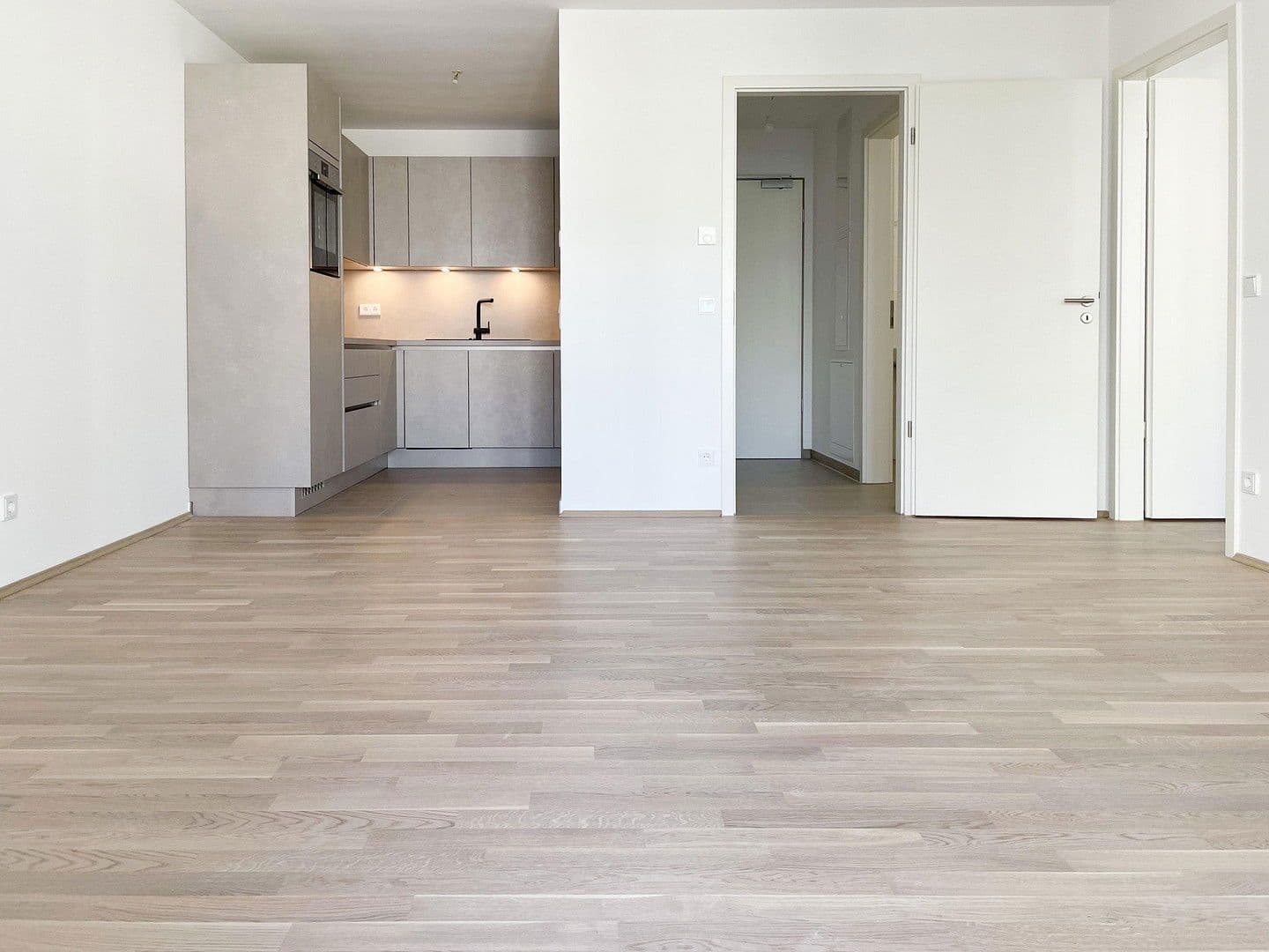 Prenájom bytu 2-izbový 60 m², Marie-Deubler-Str. 4, Neuried, Bavorsko Prenájom bytu 2-izbový 60 m², Marie-Deubler-Str. 4, Neuried, Bavorsko