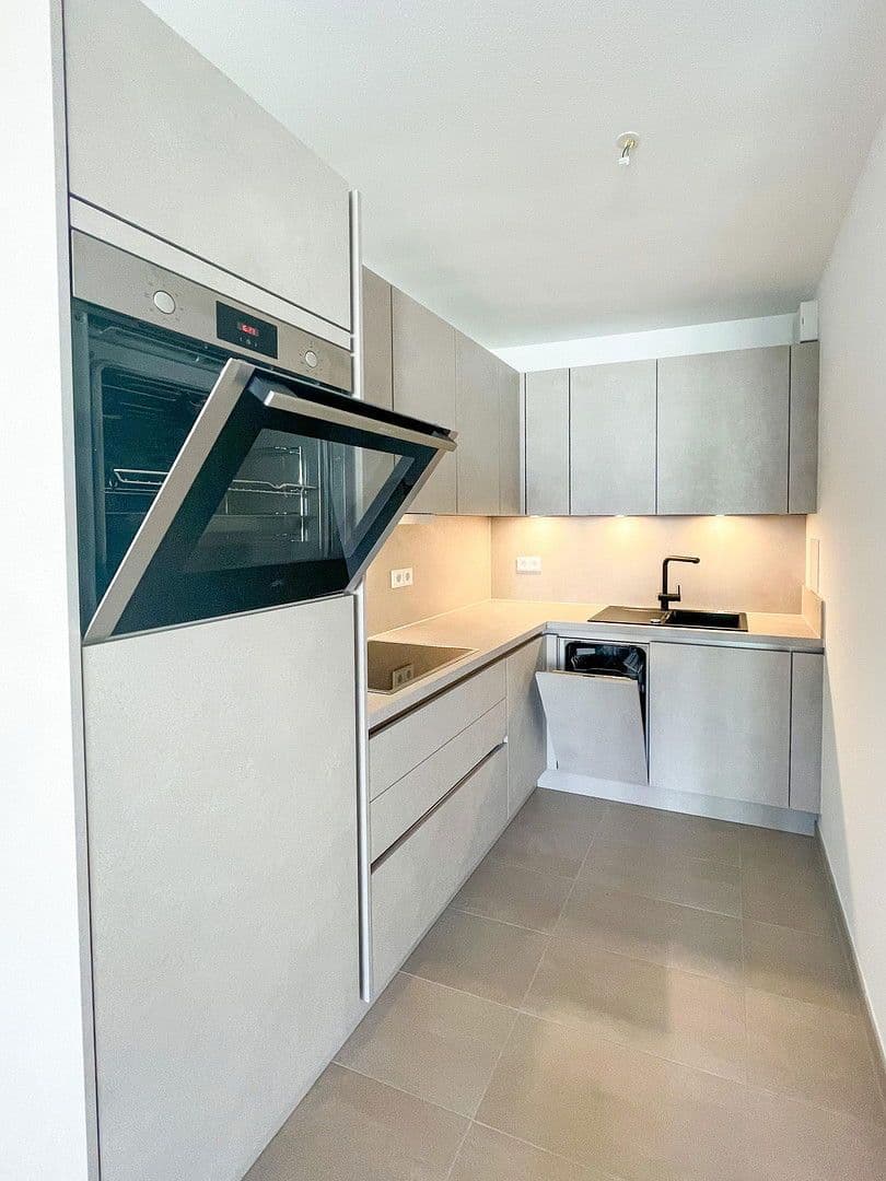 Prenájom bytu 2-izbový 60 m², Marie-Deubler-Str. 4, Neuried, Bavorsko Prenájom bytu 2-izbový 60 m², Marie-Deubler-Str. 4, Neuried, Bavorsko