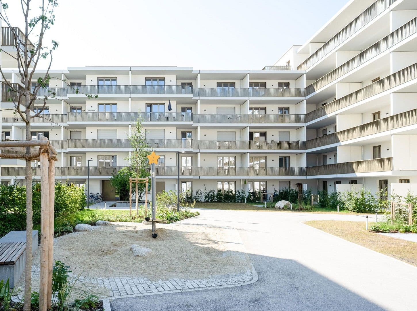 Prenájom bytu 2-izbový 60 m², Marie-Deubler-Str. 4, Neuried, Bavorsko Prenájom bytu 2-izbový 60 m², Marie-Deubler-Str. 4, Neuried, Bavorsko