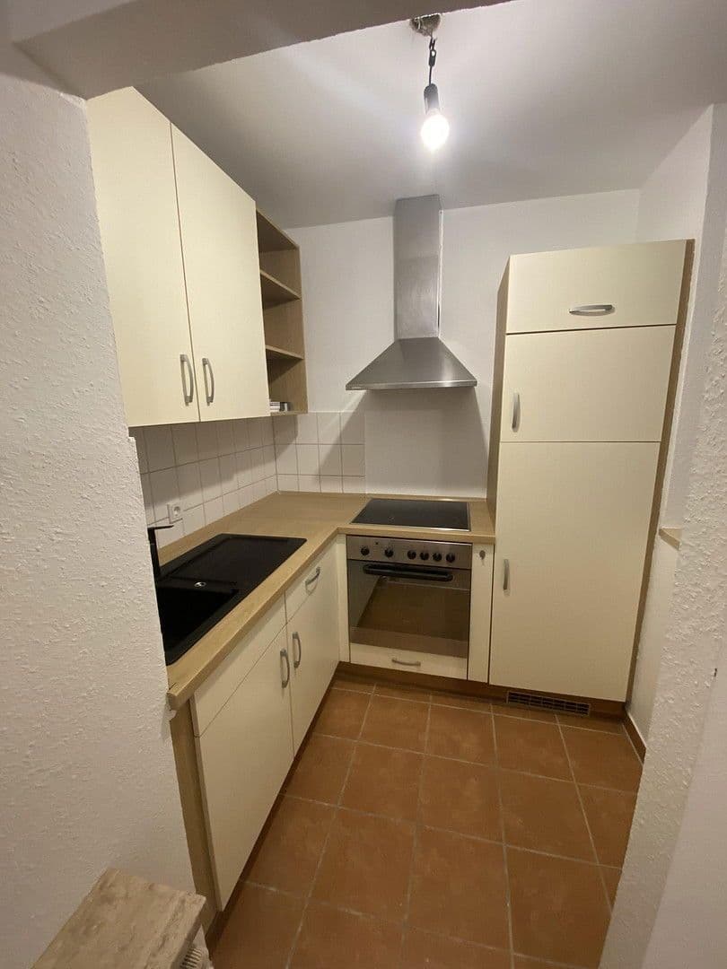 Prenájom bytu 1-izbový 55 m², Köln, Severné Porýnie - Westfálsko Prenájom bytu 1-izbový 55 m², Köln, Severné Porýnie - Westfálsko