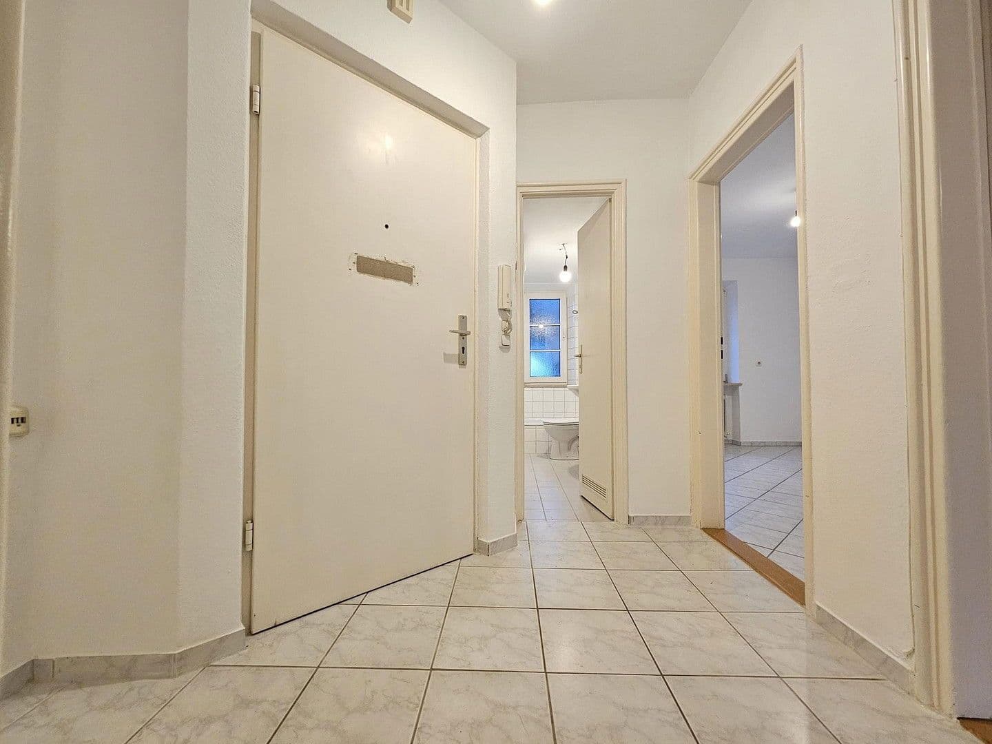 Prenájom bytu 2-izbový 47 m², Oberbiberger Straße 10, München, Bavorsko Prenájom bytu 2-izbový 47 m², Oberbiberger Straße 10, München, Bavorsko