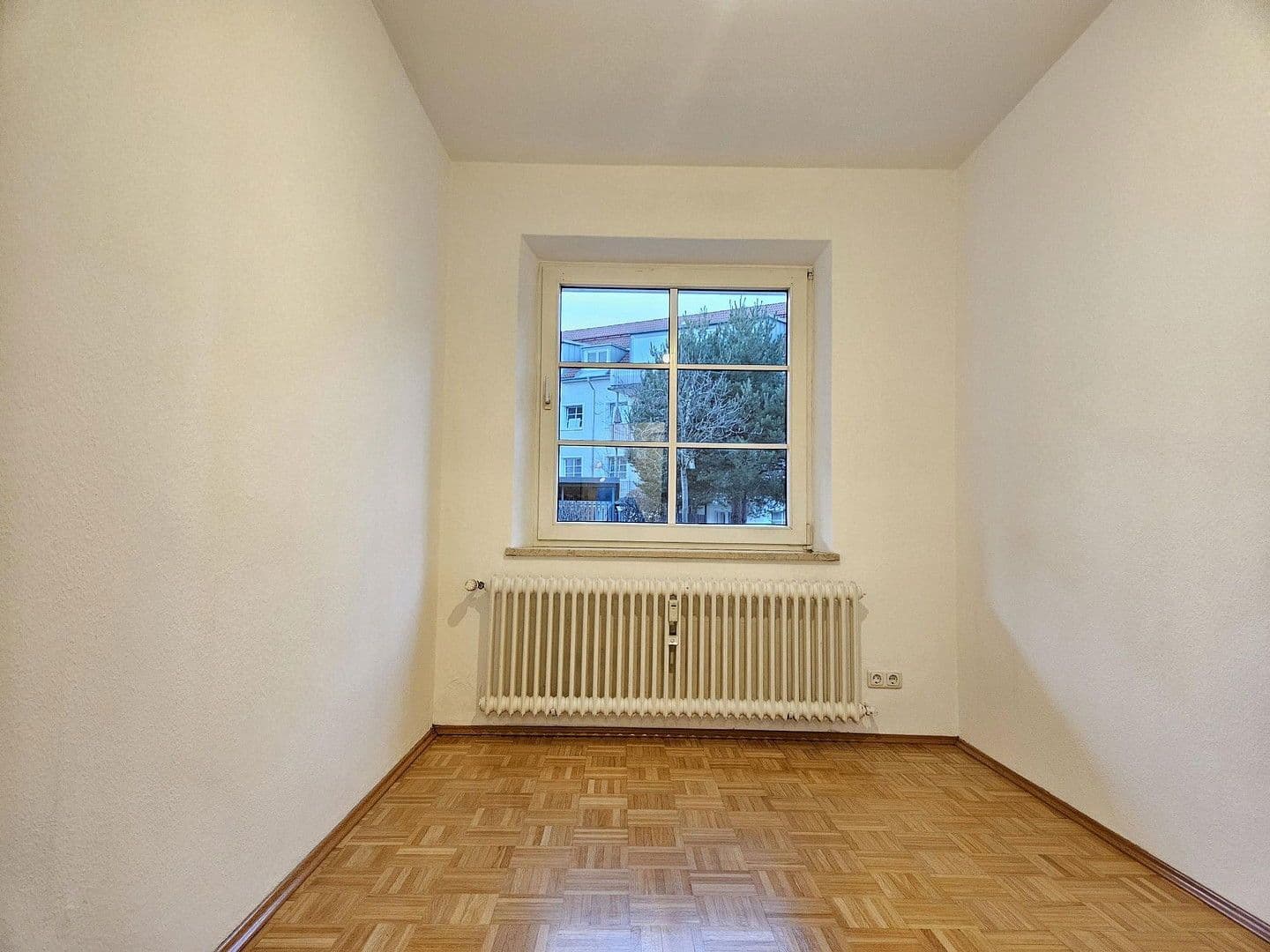 Prenájom bytu 2-izbový 47 m², Oberbiberger Straße 10, München, Bavorsko Prenájom bytu 2-izbový 47 m², Oberbiberger Straße 10, München, Bavorsko
