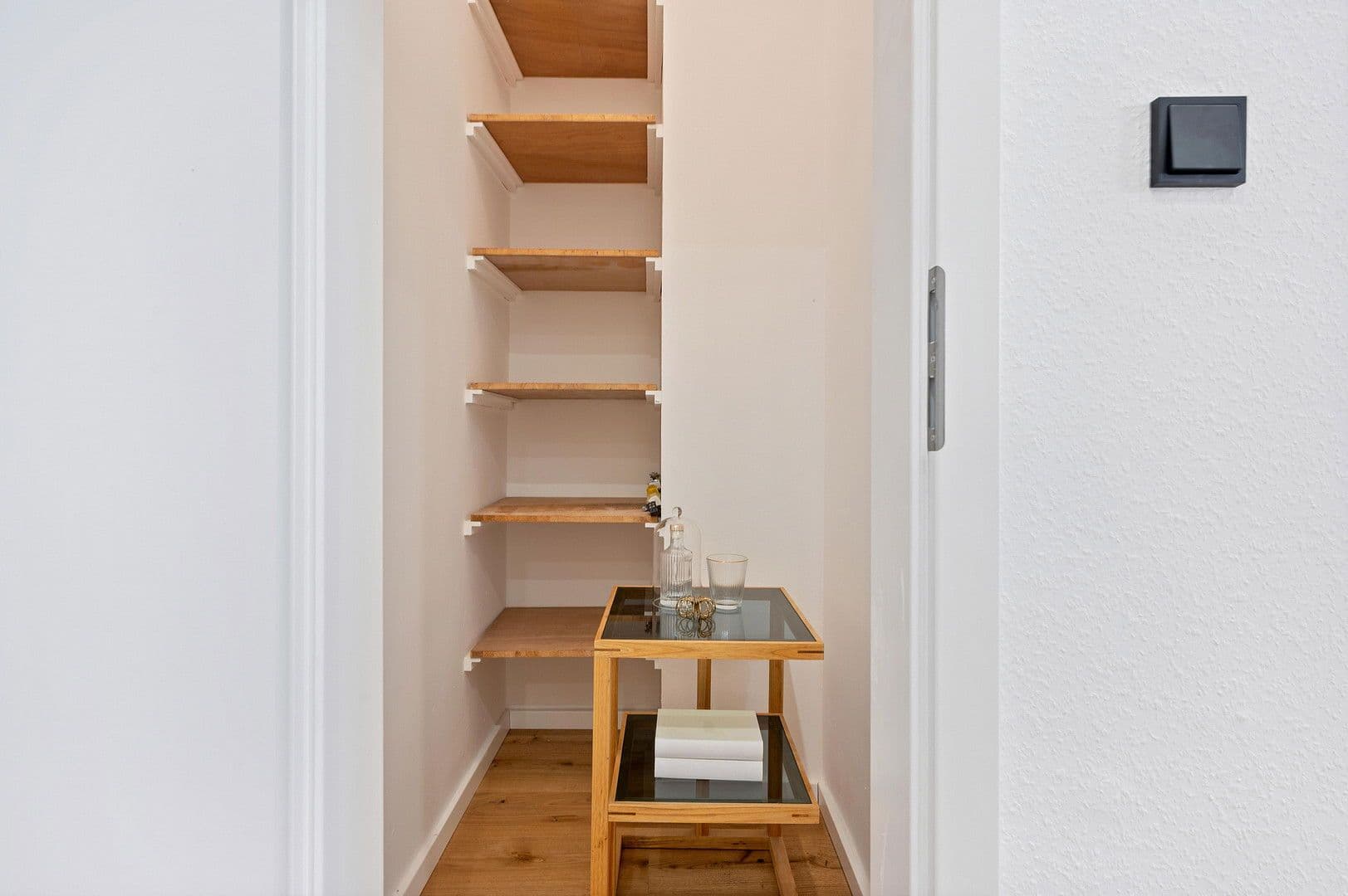 Predaj bytu 4-izbový 89 m², Walluf, Hesensko Predaj bytu 4-izbový 89 m², Walluf, Hesensko