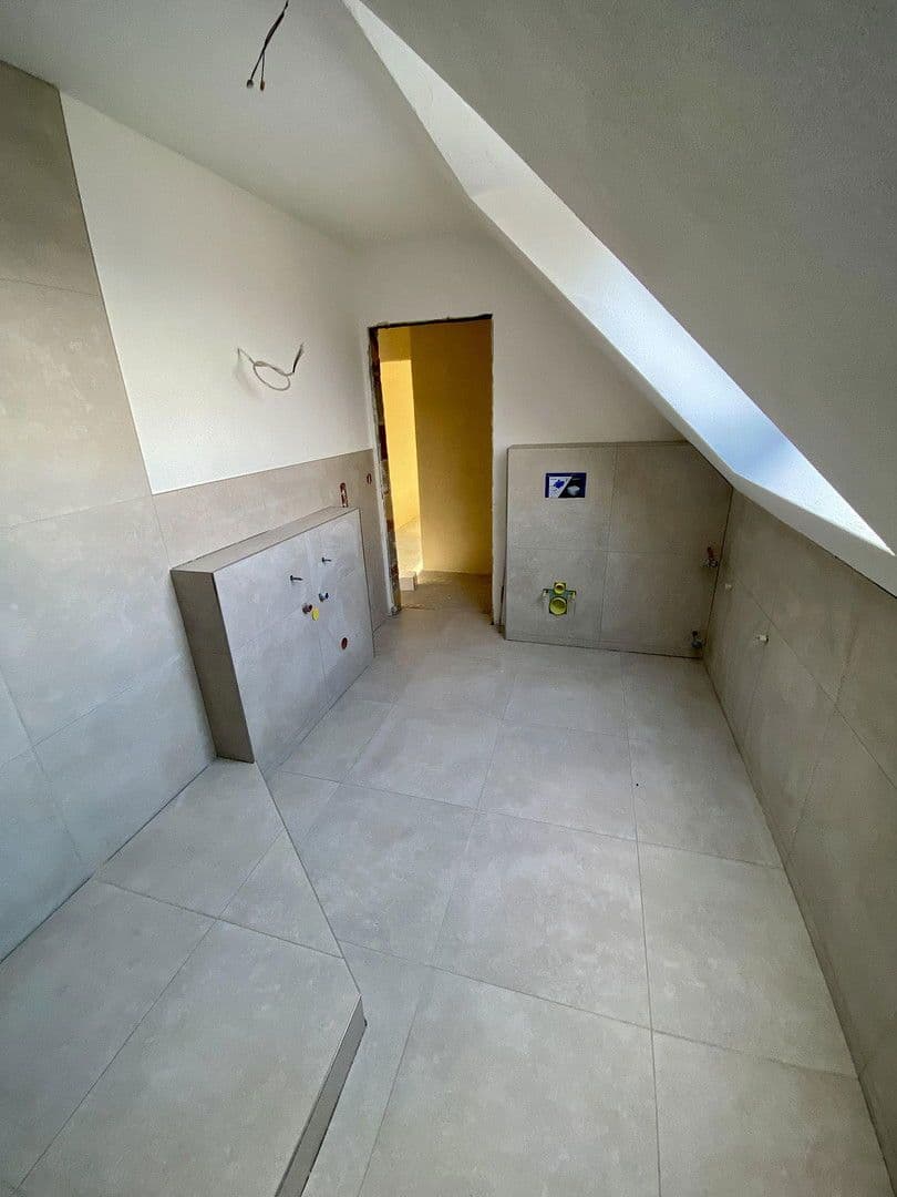 Predaj domu 138 m², pozemek 378 m², Nettetal, Severné Porýnie - Westfálsko Predaj domu 138 m², pozemek 378 m², Nettetal, Severné Porýnie - Westfálsko