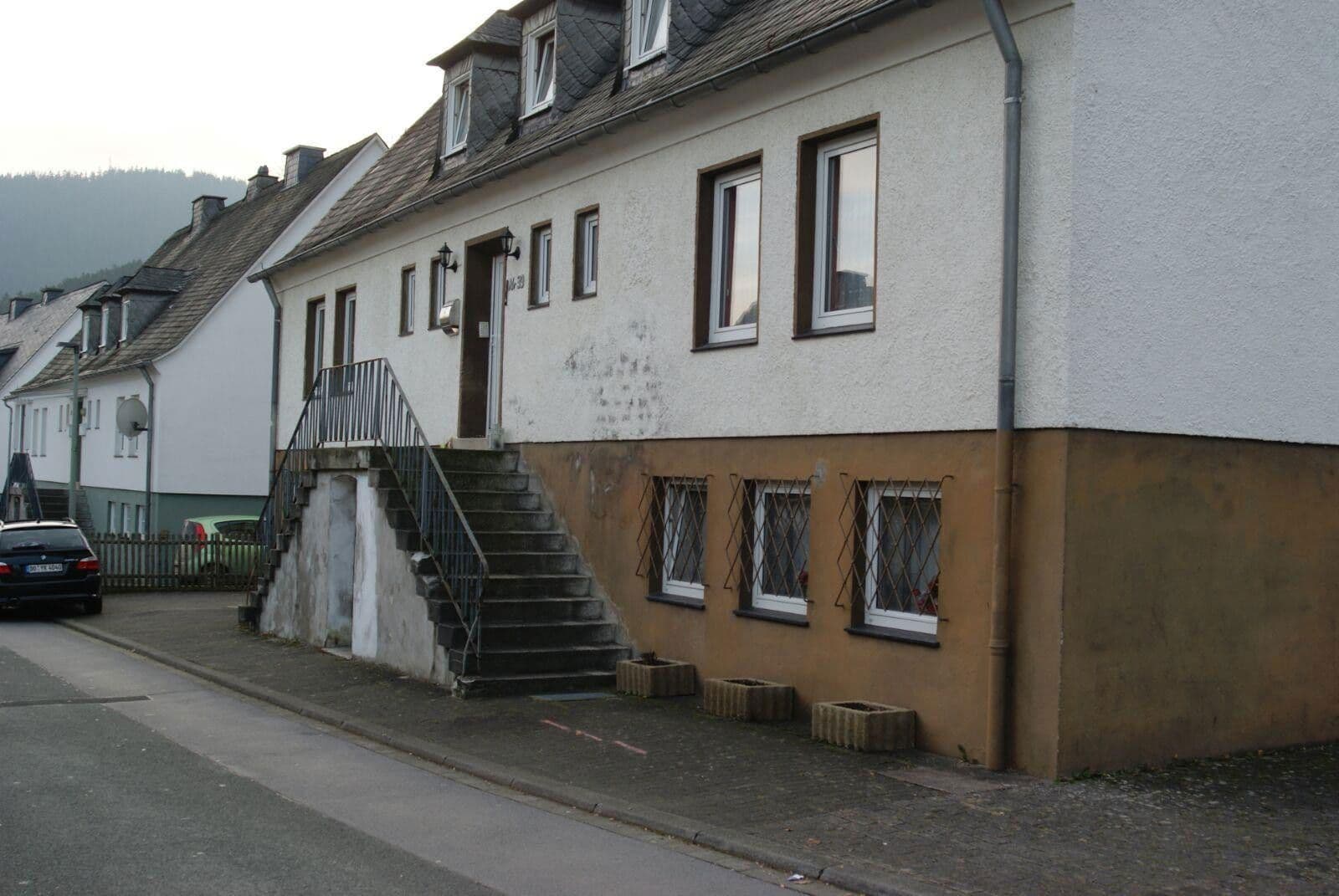 Predaj domu 264 m², pozemek 478 m², Bestwig, Severné Porýnie - Westfálsko Predaj domu 264 m², pozemek 478 m², Bestwig, Severné Porýnie - Westfálsko