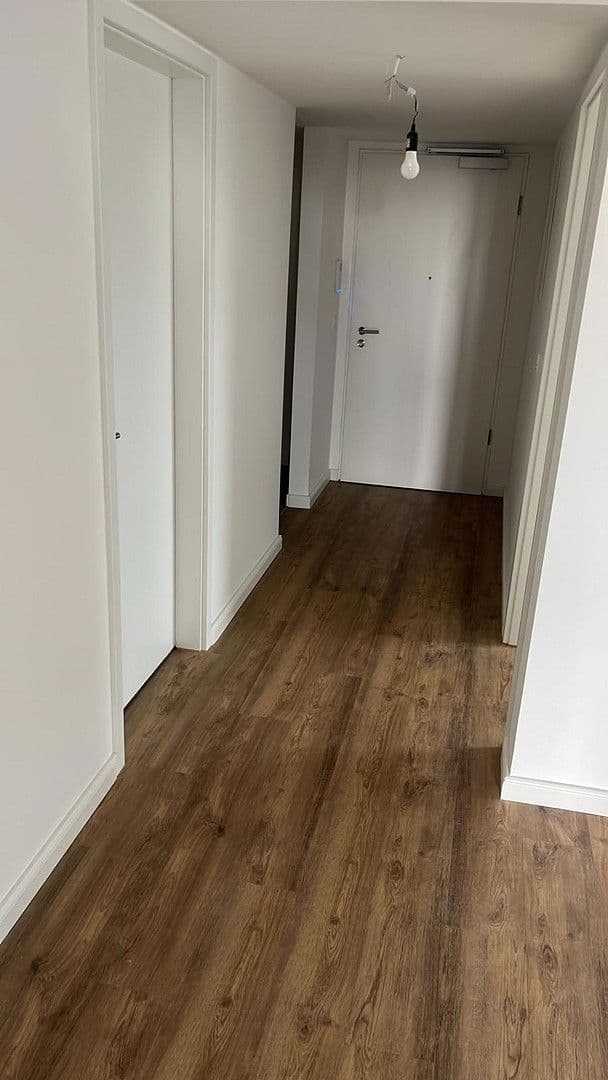 Prenájom bytu 4-izbový 164 m², Sierksdorfer Straße 65, Neustadt in Holstein, Šlezvicko-Holštajnsko Prenájom bytu 4-izbový 164 m², Sierksdorfer Straße 65, Neustadt in Holstein, Šlezvicko-Holštajnsko