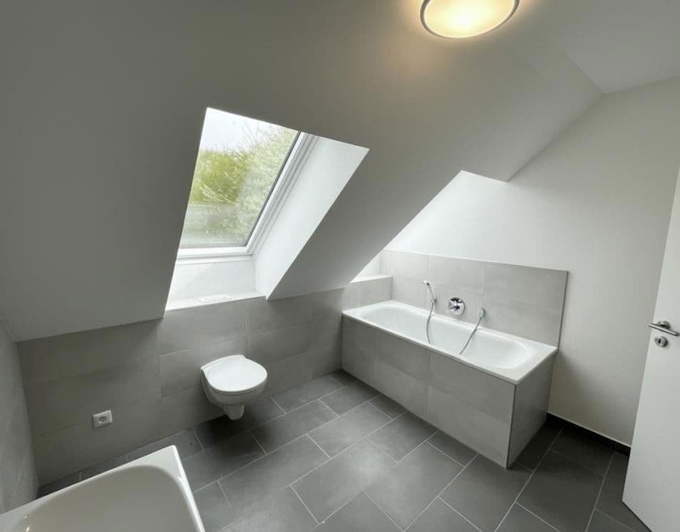 Prenájom bytu 4-izbový 164 m², Sierksdorfer Straße 65, Neustadt in Holstein, Šlezvicko-Holštajnsko Prenájom bytu 4-izbový 164 m², Sierksdorfer Straße 65, Neustadt in Holstein, Šlezvicko-Holštajnsko