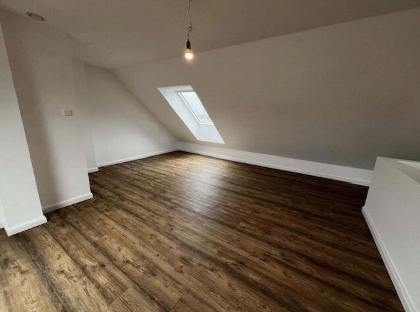 Prenájom bytu 4-izbový 164 m², Sierksdorfer Straße 65, Neustadt in Holstein, Šlezvicko-Holštajnsko Prenájom bytu 4-izbový 164 m², Sierksdorfer Straße 65, Neustadt in Holstein, Šlezvicko-Holštajnsko