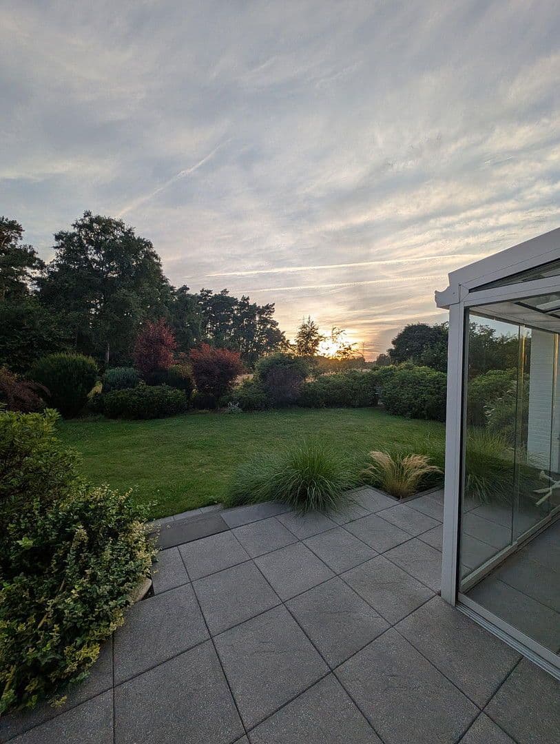 Prenájom bytu 3-izbový 150 m², Am Tangstedter Forst 21, Norderstedt, Šlezvicko-Holštajnsko Prenájom bytu 3-izbový 150 m², Am Tangstedter Forst 21, Norderstedt, Šlezvicko-Holštajnsko