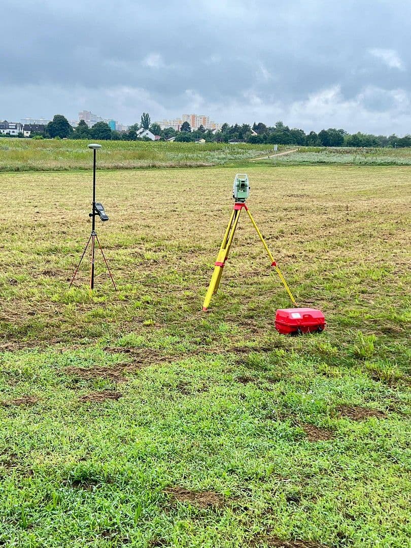 Predaj pozemku 2.839 m², Rodgau, Hesensko Predaj pozemku 2.839 m², Rodgau, Hesensko