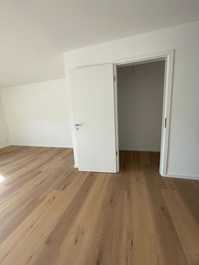 Prenájom bytu 3-izbový 104 m², Oskar-Frey-Str. 22, Philippsburg, Bádensko-Wurttembersko Prenájom bytu 3-izbový 104 m², Oskar-Frey-Str. 22, Philippsburg, Bádensko-Wurttembersko