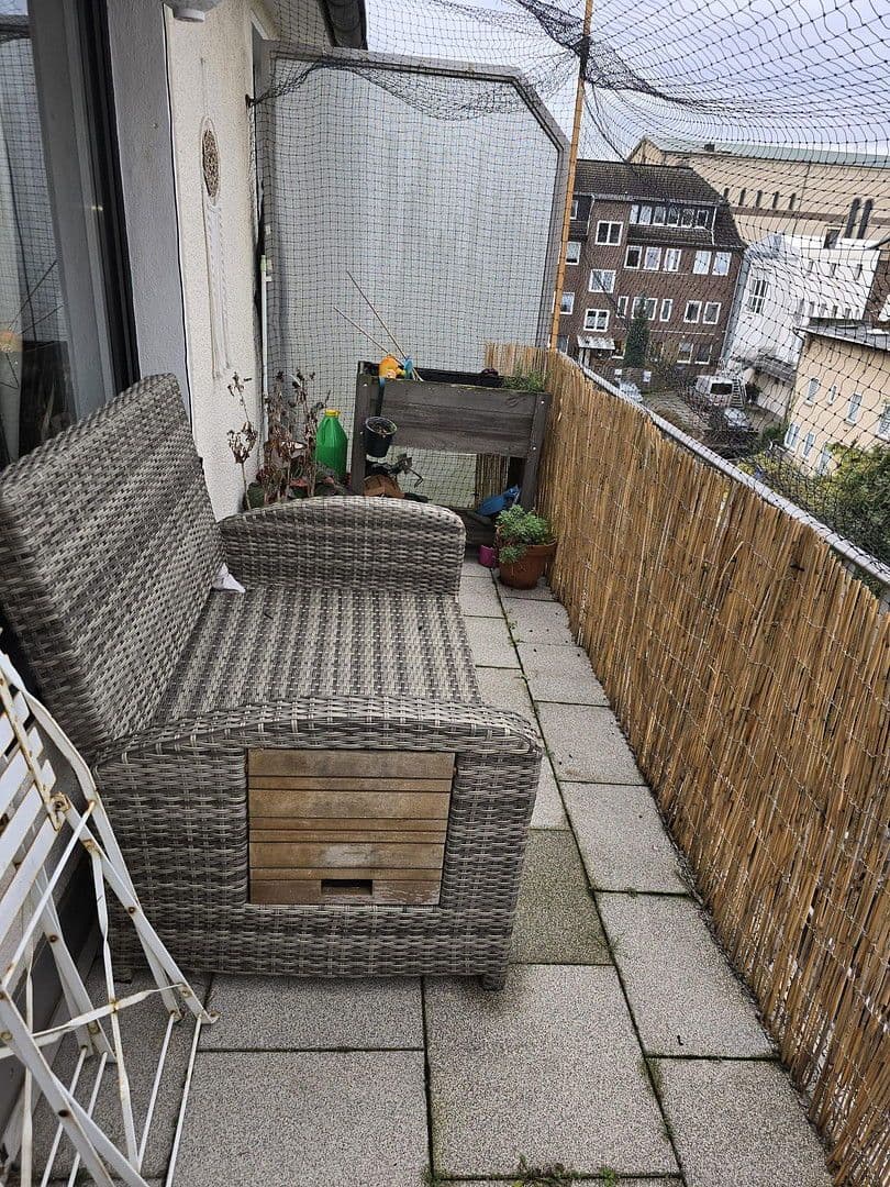 Prenájom bytu 2-izbový 69 m², Dönhoffstr. 32, Leverkusen, Severné Porýnie - Westfálsko Prenájom bytu 2-izbový 69 m², Dönhoffstr. 32, Leverkusen, Severné Porýnie - Westfálsko