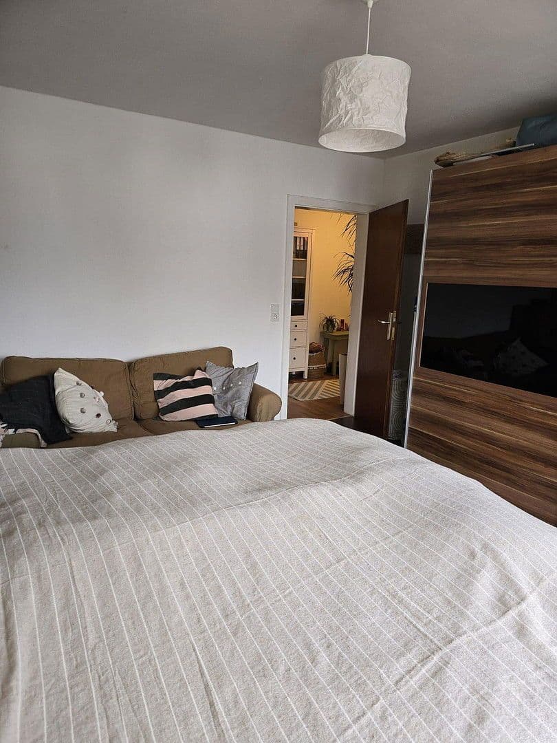 Prenájom bytu 2-izbový 69 m², Dönhoffstr. 32, Leverkusen, Severné Porýnie - Westfálsko Prenájom bytu 2-izbový 69 m², Dönhoffstr. 32, Leverkusen, Severné Porýnie - Westfálsko