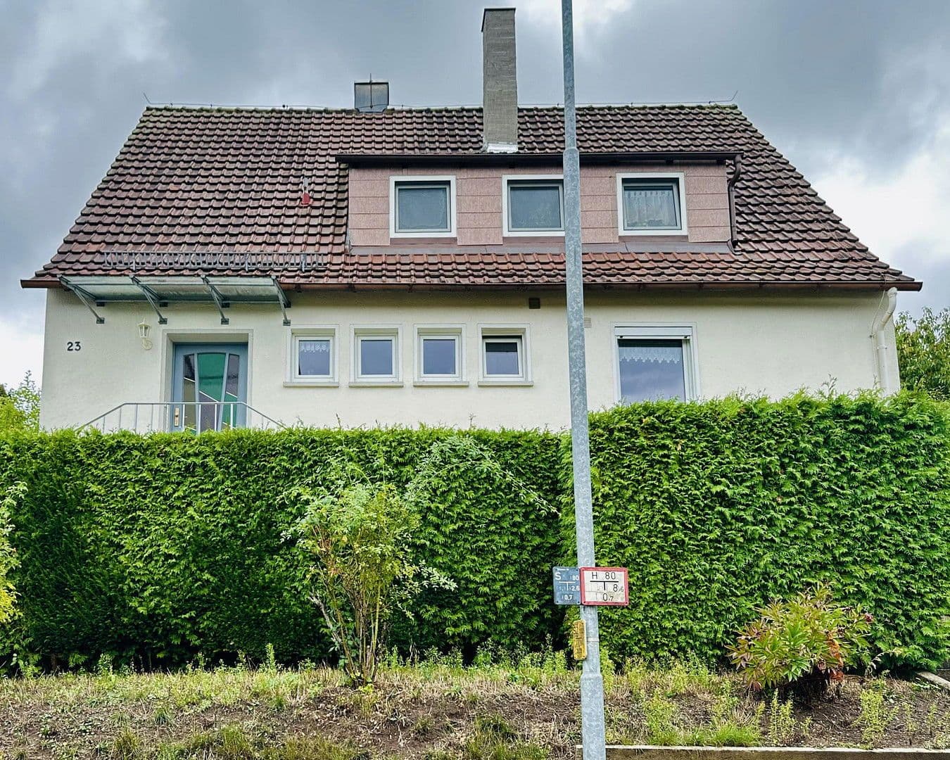 Predaj domu 122 m², pozemek 915 m², Bad Neustadt an der Saale, Bavorsko Predaj domu 122 m², pozemek 915 m², Bad Neustadt an der Saale, Bavorsko