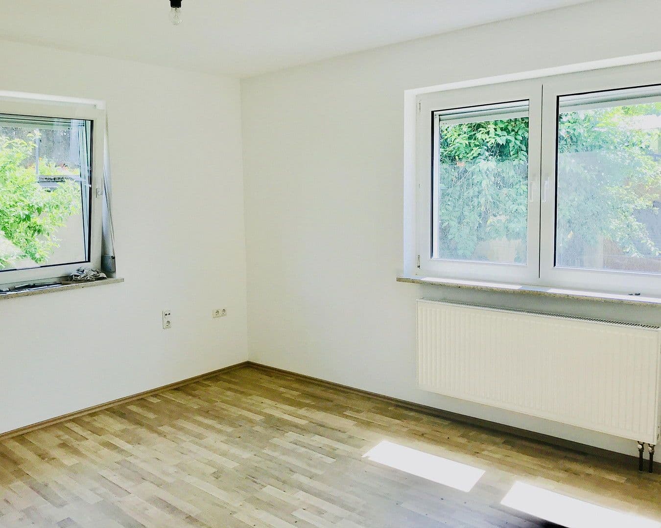 Predaj domu 122 m², pozemek 915 m², Bad Neustadt an der Saale, Bavorsko Predaj domu 122 m², pozemek 915 m², Bad Neustadt an der Saale, Bavorsko