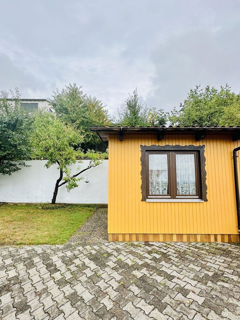 Predaj domu 122 m², pozemek 915 m², Bad Neustadt an der Saale, Bavorsko Predaj domu 122 m², pozemek 915 m², Bad Neustadt an der Saale, Bavorsko