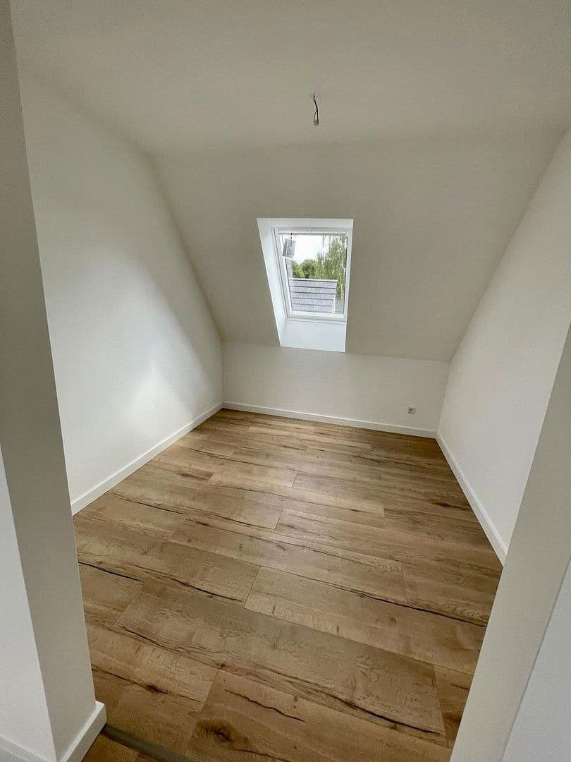 Predaj domu 110 m², pozemek 375 m², Retschow, Meklenbursko-Predpomoransko Predaj domu 110 m², pozemek 375 m², Retschow, Meklenbursko-Predpomoransko