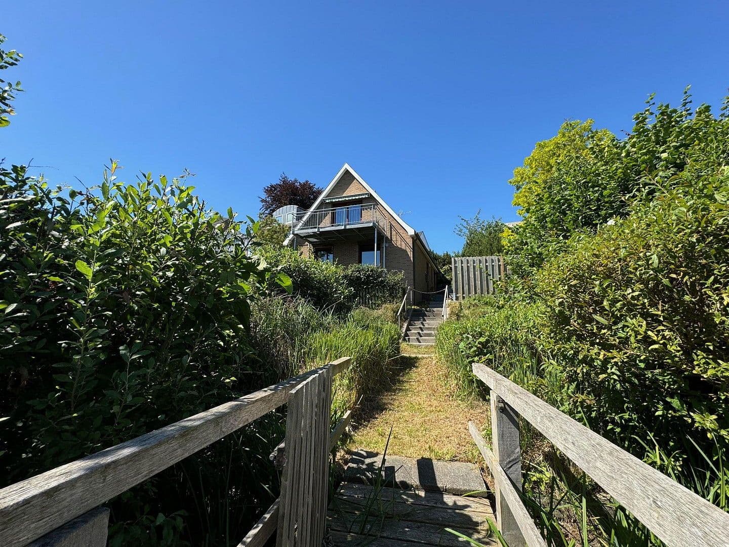 Predaj domu 116 m², pozemek 536 m², Plön, Šlezvicko-Holštajnsko Predaj domu 116 m², pozemek 536 m², Plön, Šlezvicko-Holštajnsko