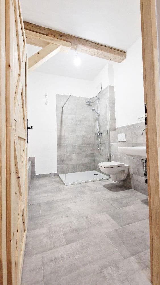 Prenájom bytu 3-izbový 127 m², Wolfsburg, Dolné Sasko Prenájom bytu 3-izbový 127 m², Wolfsburg, Dolné Sasko