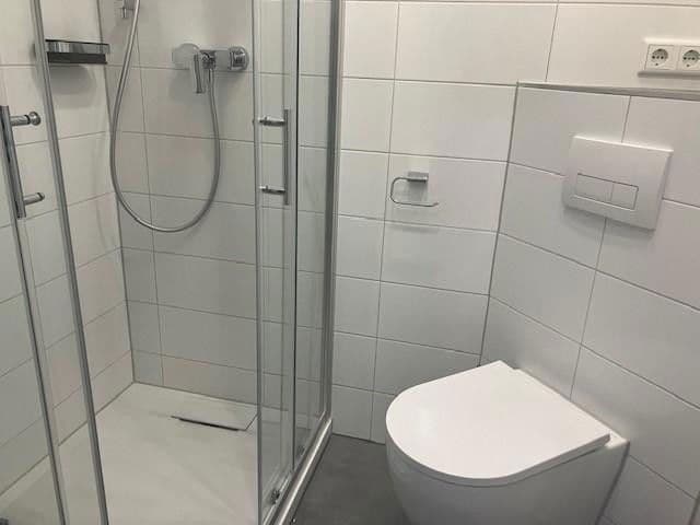 Prenájom bytu 3-izbový 98 m², Lübecker Strasse 9, Köln, Severné Porýnie - Westfálsko Prenájom bytu 3-izbový 98 m², Lübecker Strasse 9, Köln, Severné Porýnie - Westfálsko