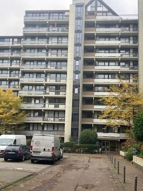 Prenájom bytu 3-izbový 98 m², Lübecker Strasse 9, Köln, Severné Porýnie - Westfálsko Prenájom bytu 3-izbový 98 m², Lübecker Strasse 9, Köln, Severné Porýnie - Westfálsko