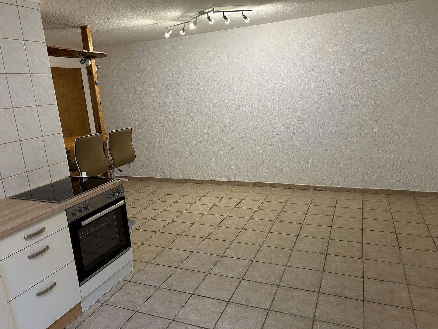 Prenájom bytu 1-izbový 33 m², Stutensee, Bádensko-Wurttembersko Prenájom bytu 1-izbový 33 m², Stutensee, Bádensko-Wurttembersko