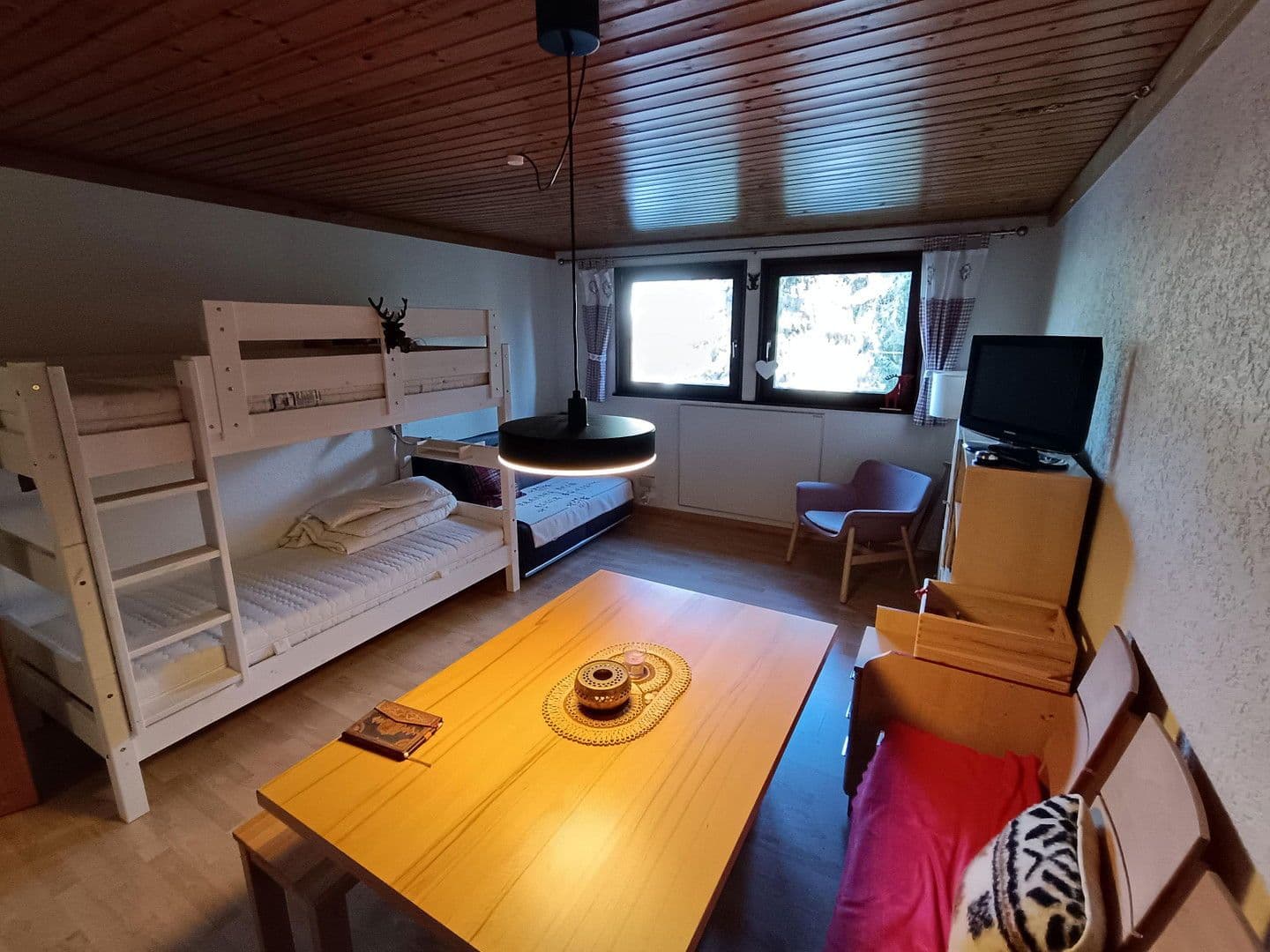 Prenájom bytu 1-izbový 30 m², Sonnenstr. 9, Oberried, Bádensko-Wurttembersko Prenájom bytu 1-izbový 30 m², Sonnenstr. 9, Oberried, Bádensko-Wurttembersko