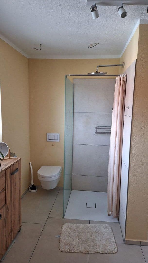 Prenájom domu 145 m², pozemek 500 m², Pfaffenhofen, Bavorsko Prenájom domu 145 m², pozemek 500 m², Pfaffenhofen, Bavorsko