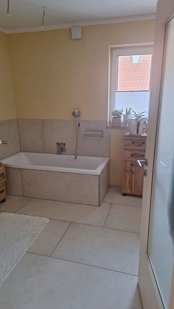 Prenájom domu 145 m², pozemek 500 m², Pfaffenhofen, Bavorsko Prenájom domu 145 m², pozemek 500 m², Pfaffenhofen, Bavorsko