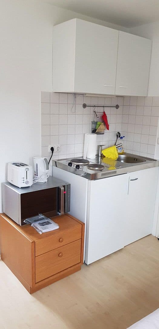 Prenájom bytu 1-izbový 16 m², Hamburg, Hamburg Prenájom bytu 1-izbový 16 m², Hamburg, Hamburg