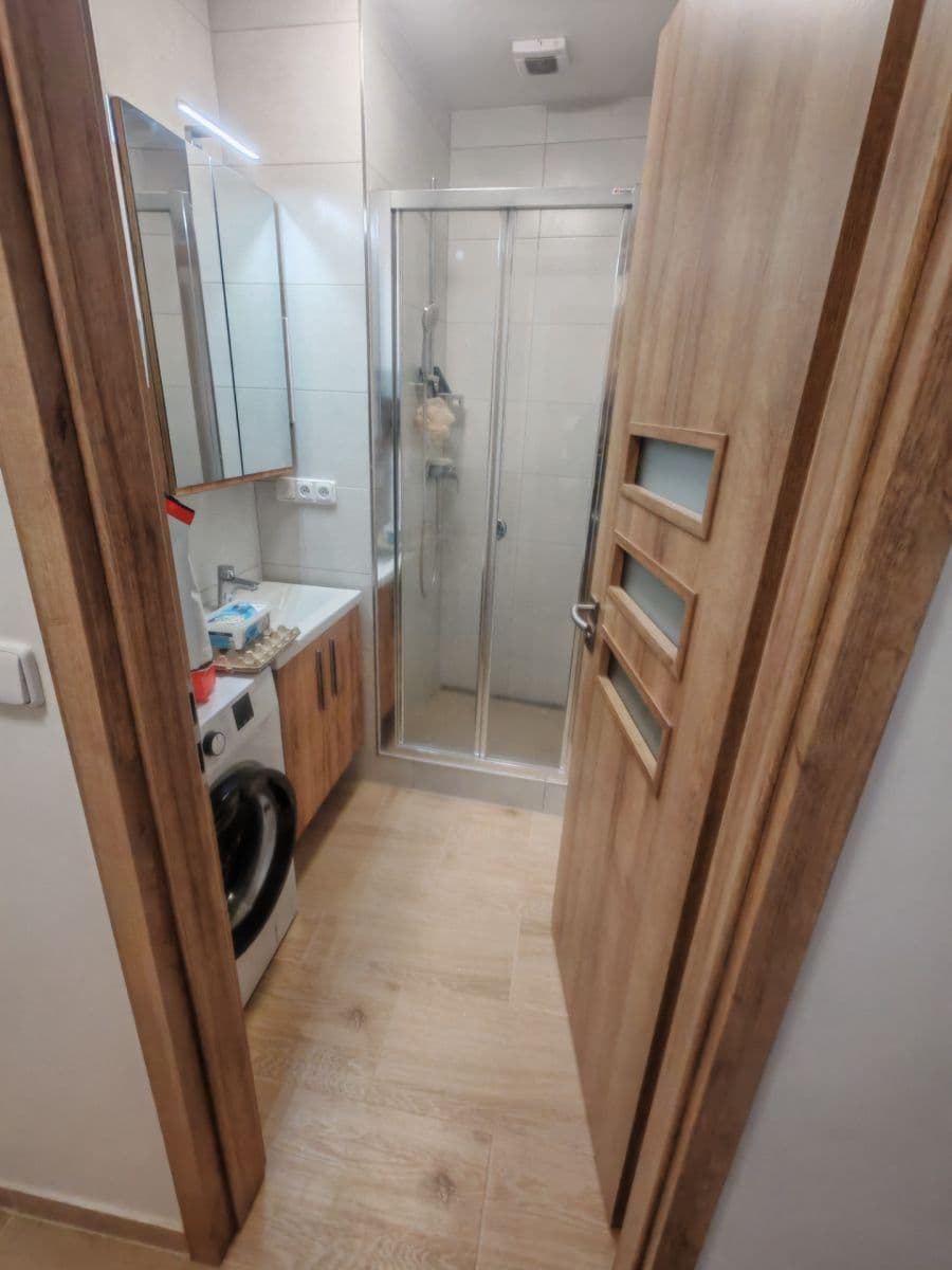 Prenájom bytu 2-izbový 52 m², Kralická, Praha, Praha Prenájom bytu 2-izbový 52 m², Kralická, Praha, Praha