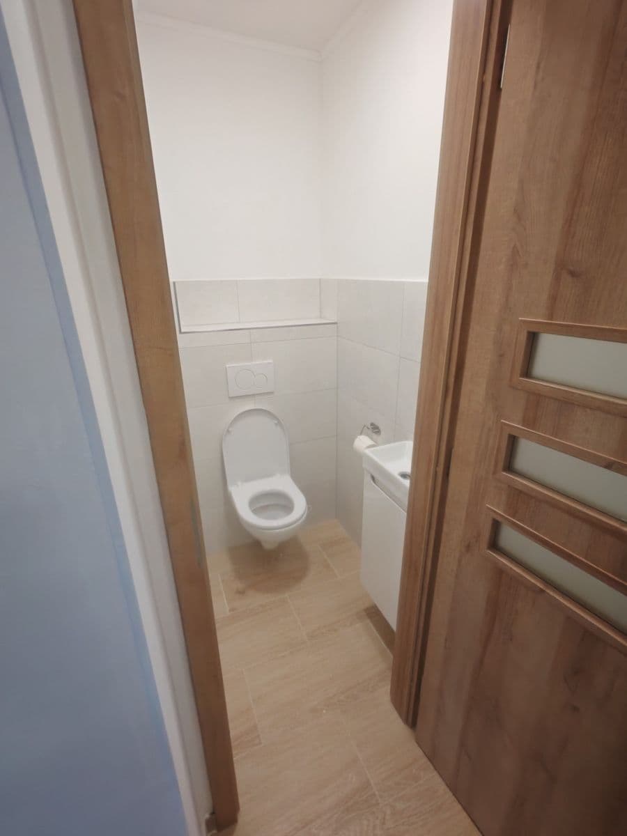 Prenájom bytu 2-izbový 52 m², Kralická, Praha, Praha Prenájom bytu 2-izbový 52 m², Kralická, Praha, Praha