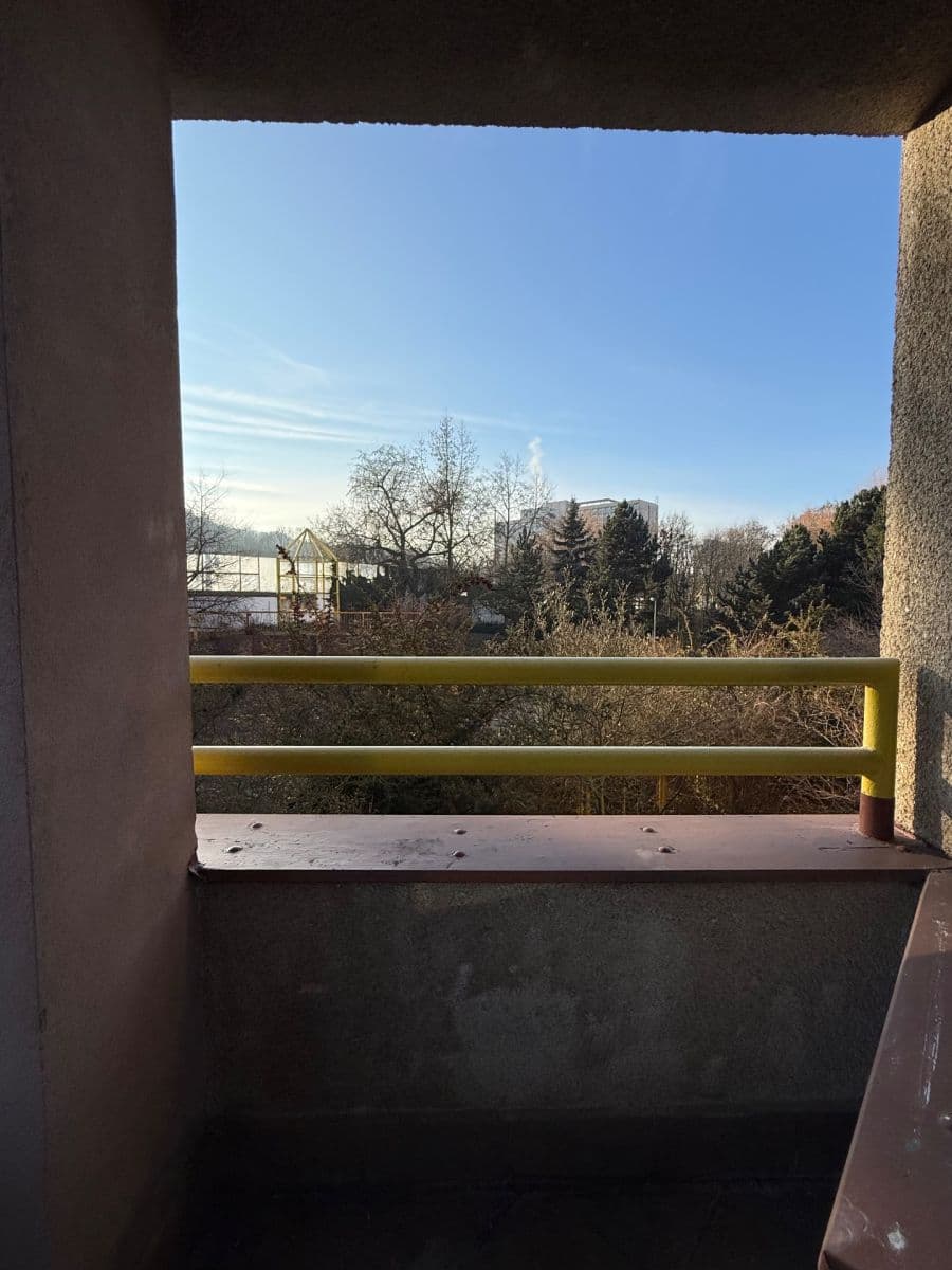 Prenájom bytu 3-izbový 77 m², Ke Dvoru, Praha, Praha Prenájom bytu 3-izbový 77 m², Ke Dvoru, Praha, Praha