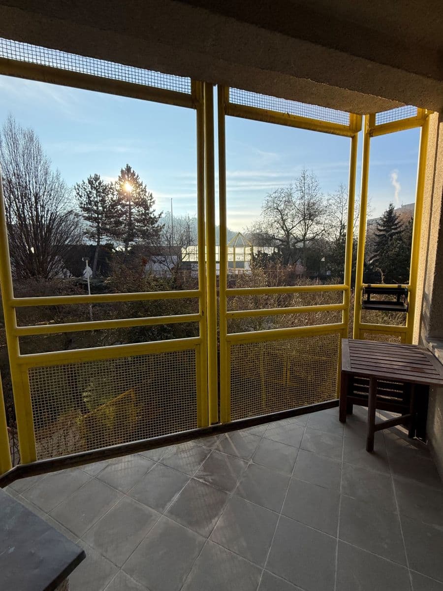 Prenájom bytu 3-izbový 77 m², Ke Dvoru, Praha, Praha Prenájom bytu 3-izbový 77 m², Ke Dvoru, Praha, Praha