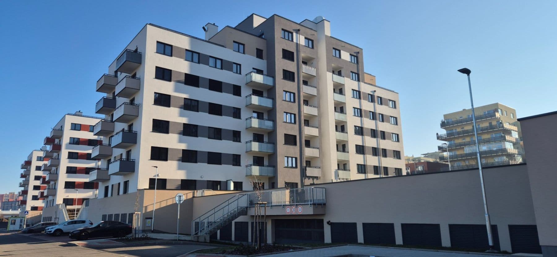 Prenájom bytu 2-izbový 44 m², Fabiánové, Praha, Praha Prenájom bytu 2-izbový 44 m², Fabiánové, Praha, Praha