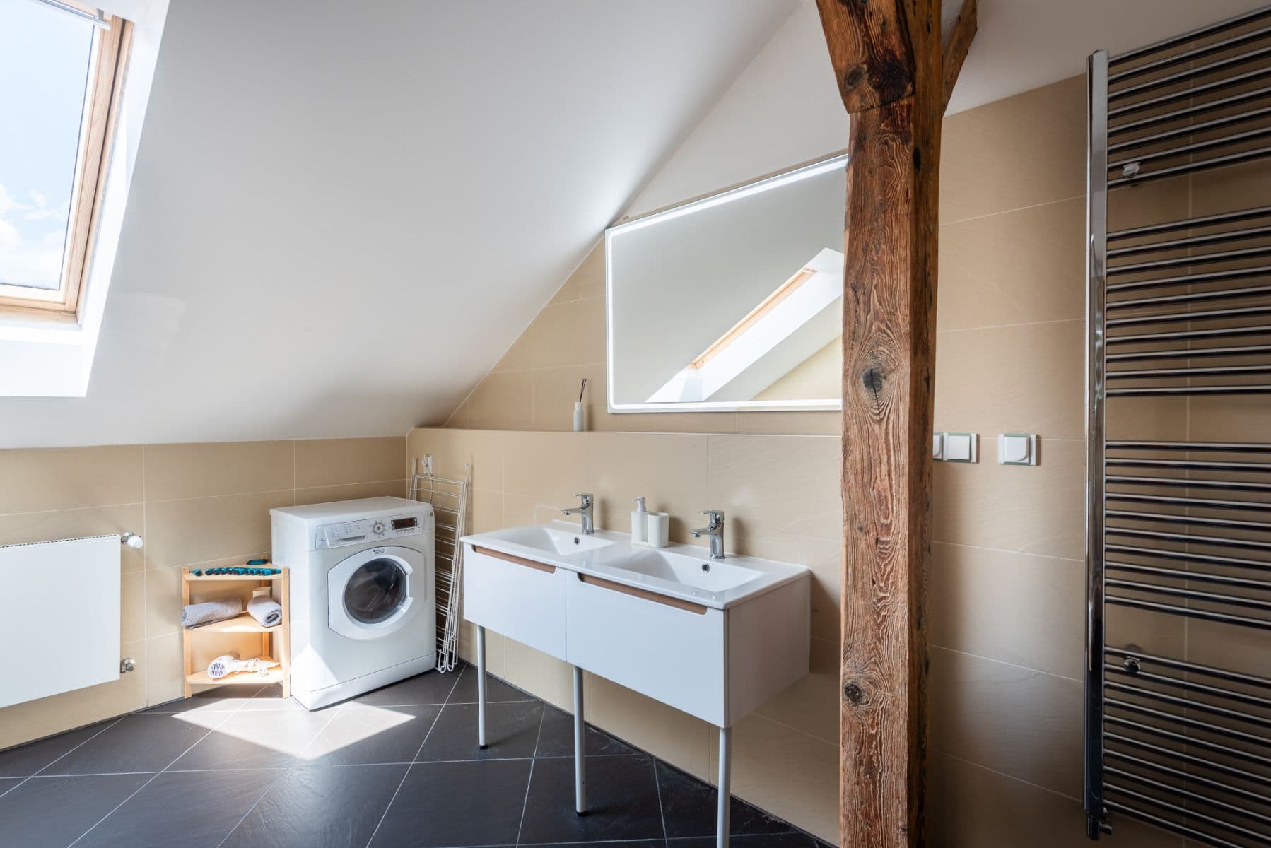 Prenájom bytu 147 m², Těšnov, Praha, Praha Prenájom bytu 147 m², Těšnov, Praha, Praha