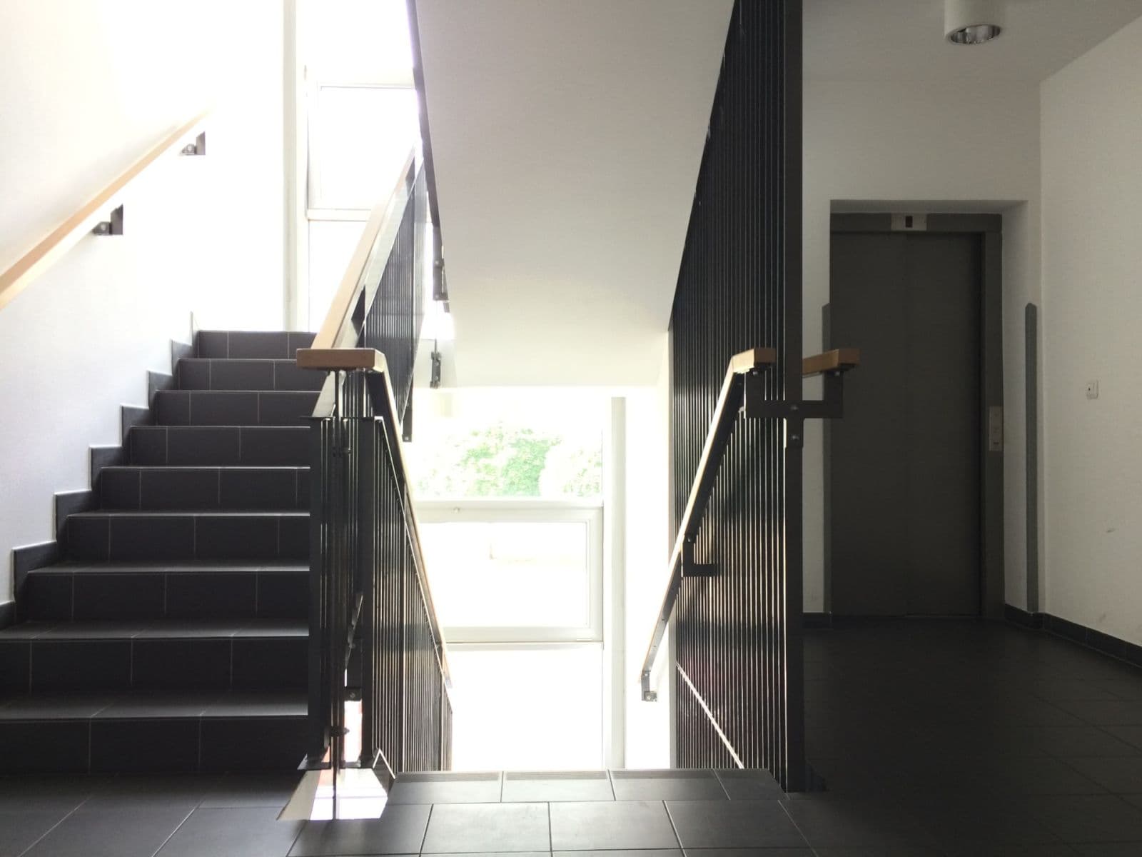 Prenájom bytu 2-izbový 72 m², Tibetská, Praha, Praha Prenájom bytu 2-izbový 72 m², Tibetská, Praha, Praha