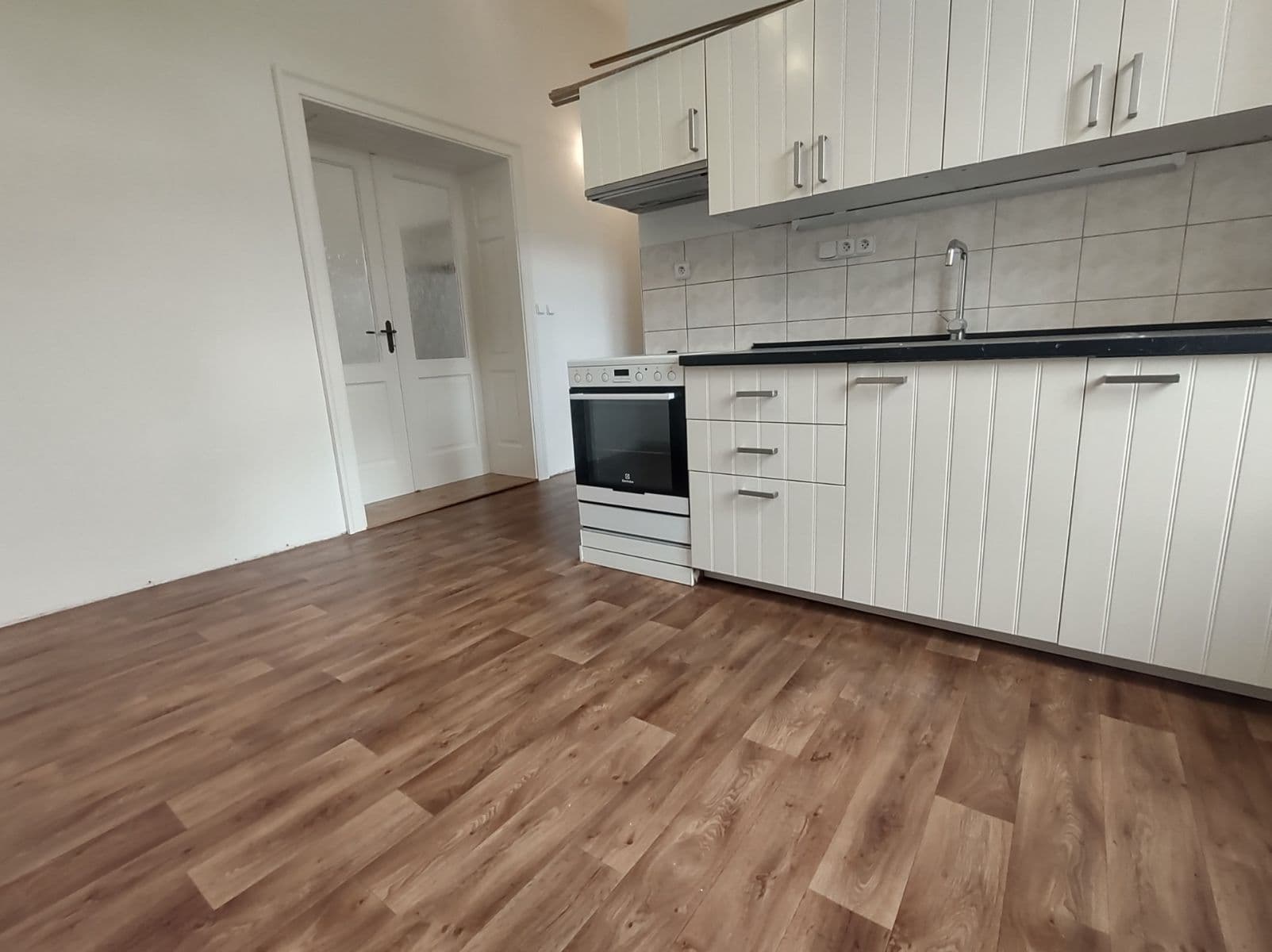 Prenájom bytu 2-izbový 75 m², Nádražní, Litoměřice, Ústecký kraj Prenájom bytu 2-izbový 75 m², Nádražní, Litoměřice, Ústecký kraj