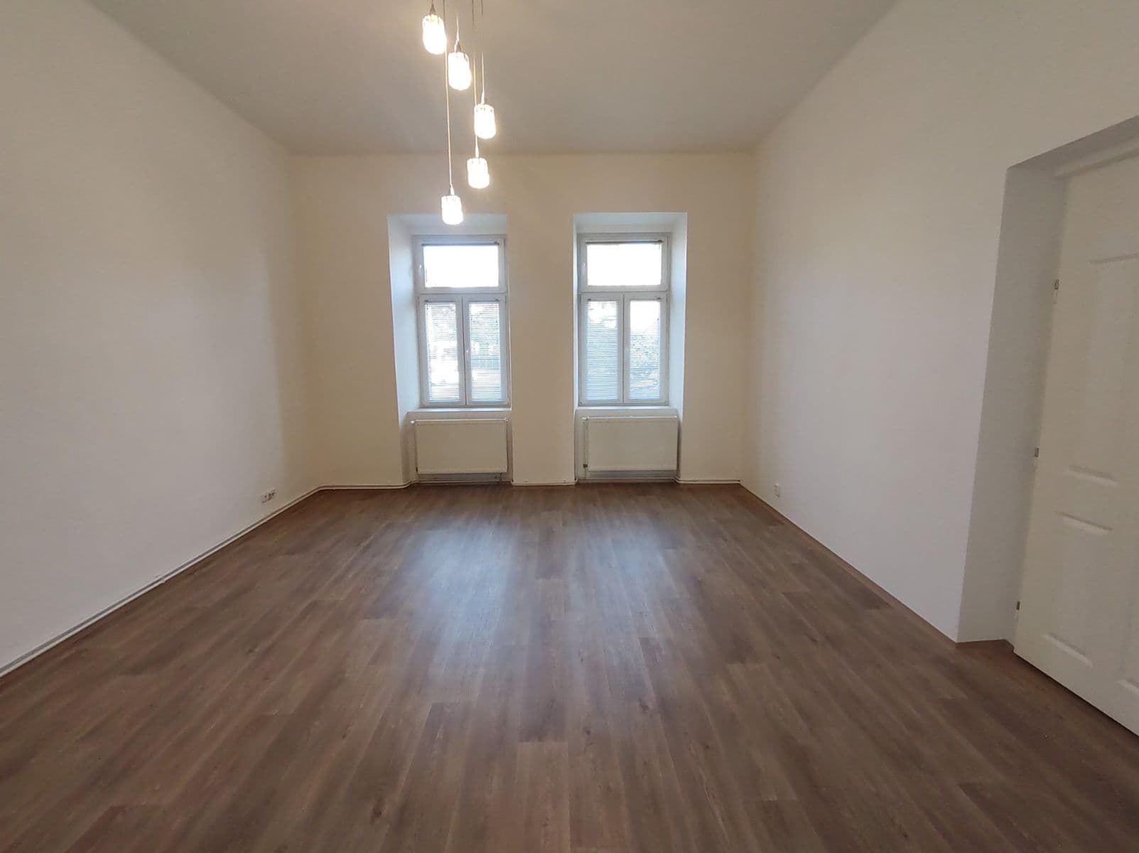 Prenájom bytu 2-izbový 75 m², Nádražní, Litoměřice, Ústecký kraj Prenájom bytu 2-izbový 75 m², Nádražní, Litoměřice, Ústecký kraj