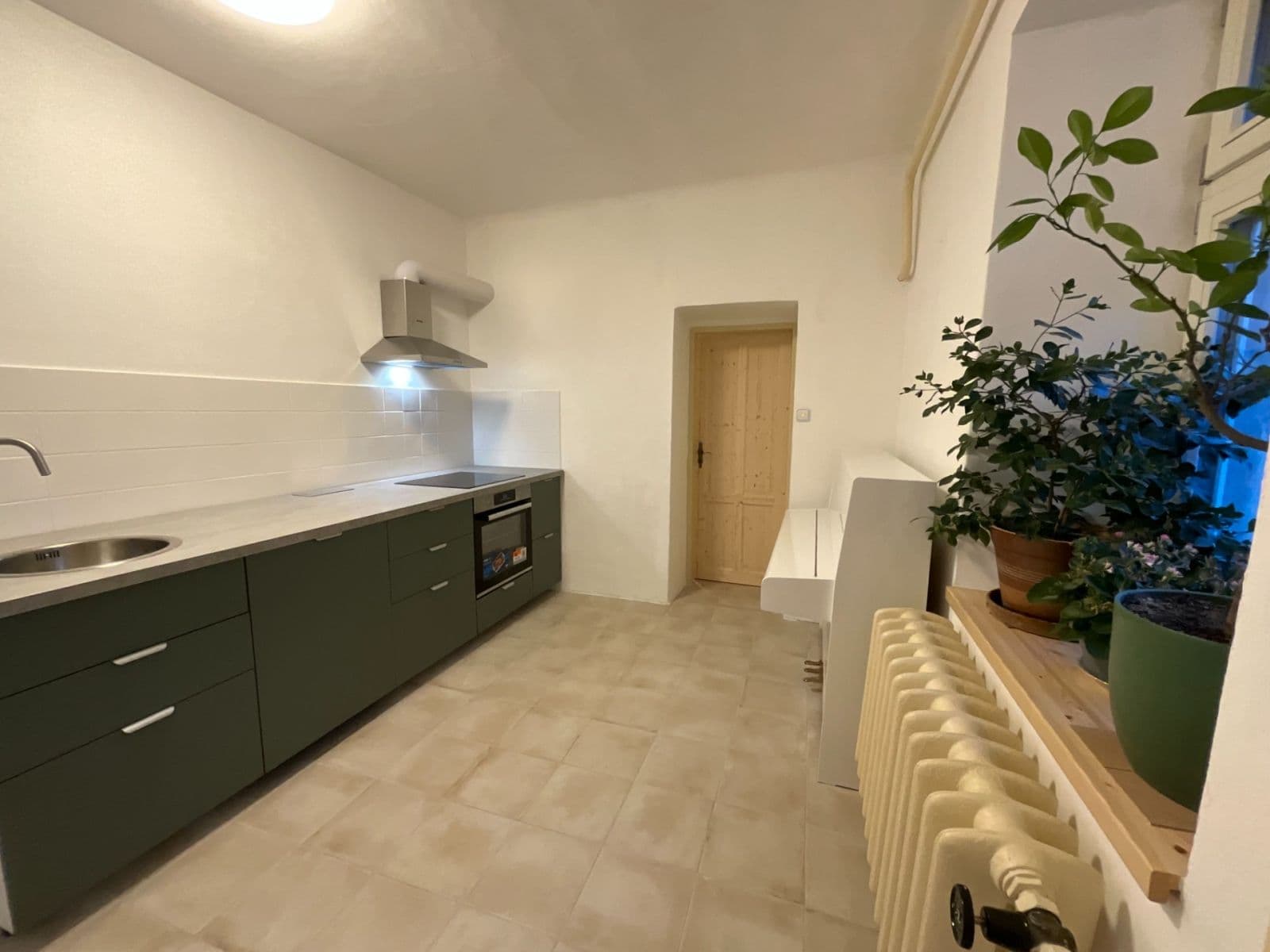 Prenájom bytu 1-izbový 38 m², nám. Krále Jiřího z Poděbrad, Řevnice, Středočeský kraj Prenájom bytu 1-izbový 38 m², nám. Krále Jiřího z Poděbrad, Řevnice, Středočeský kraj