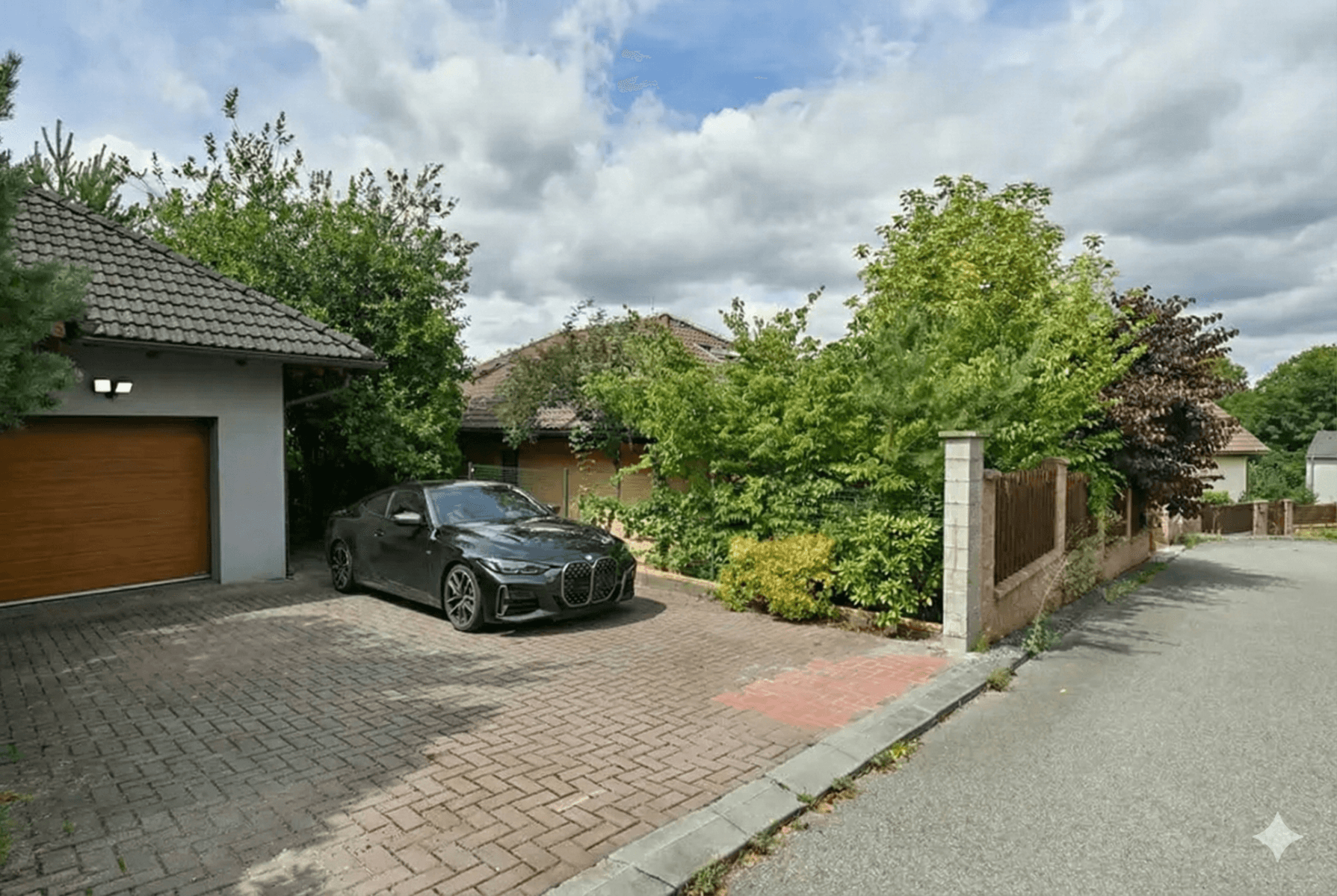 Predaj domu 250 m², pozemek 826 m², Na Ježově, Mirošovice, Středočeský kraj Predaj domu 250 m², pozemek 826 m², Na Ježově, Mirošovice, Středočeský kraj